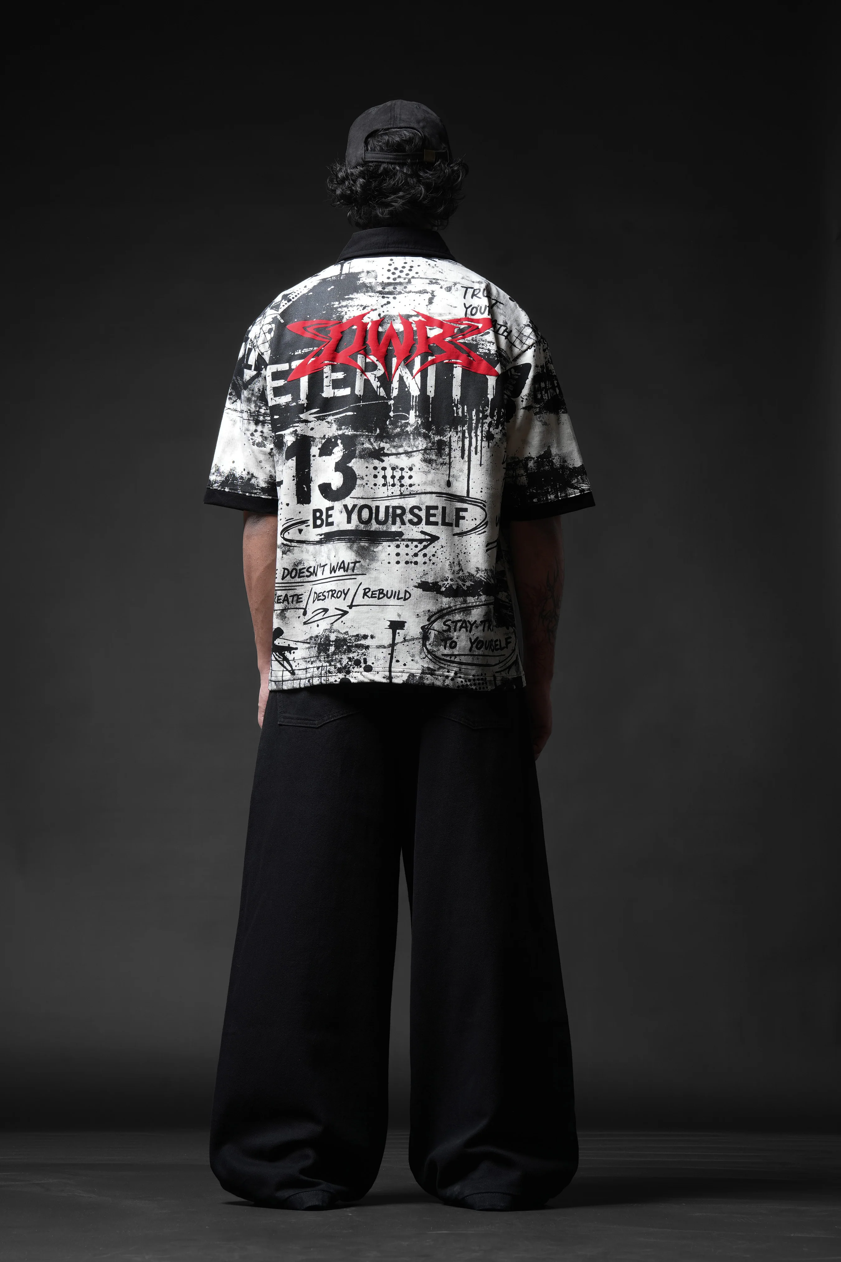 Be Yourself Collar T-shirt - Image 8