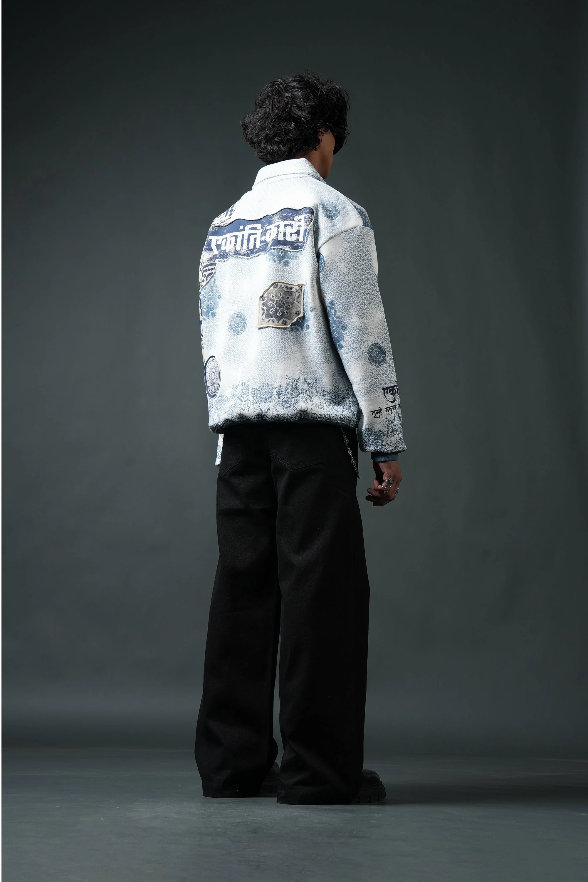 Ekanti-Kari Collared Sweatshirt - Image 13