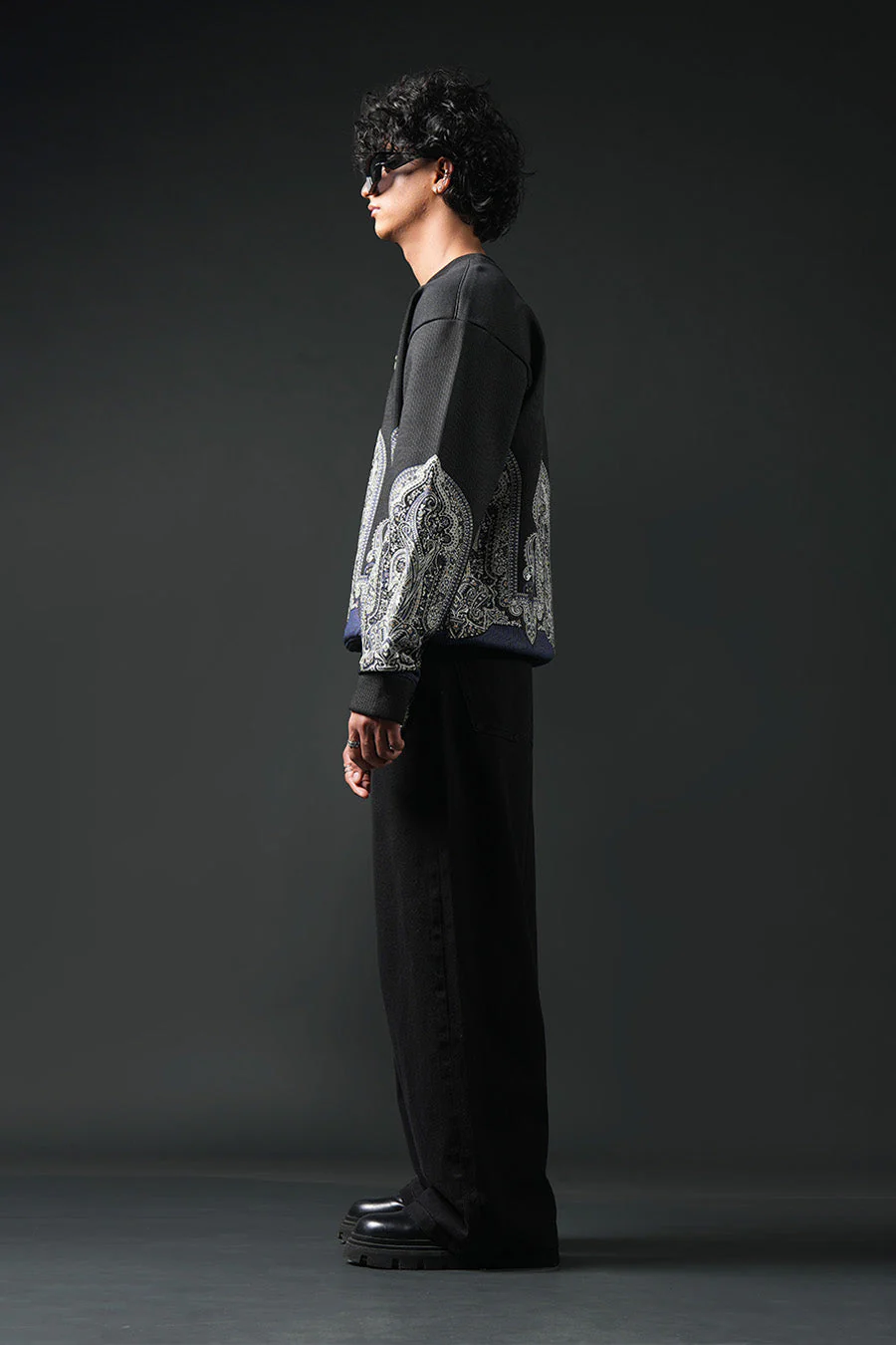 Shunya Temple Sweatshirt - Image 7