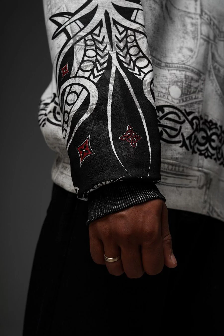 Viper Aura Sweatshirt - Image 5